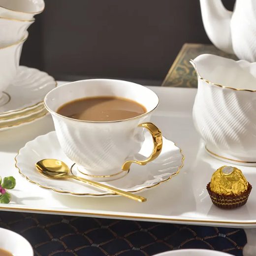Elegant European-Style Bone China Coffee Cup Set with Saucer and Spoon - 8.79oz, Lead-Free, Insulated for Hot & Cold Drinks